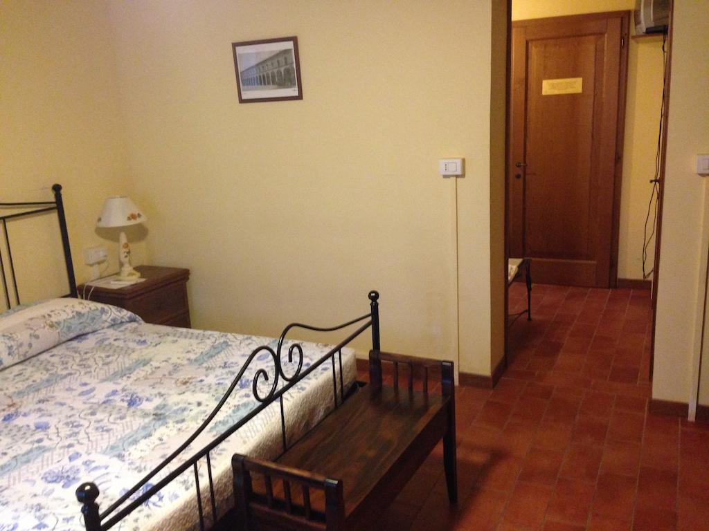 Agriturismo La Marletta Imola Room photo